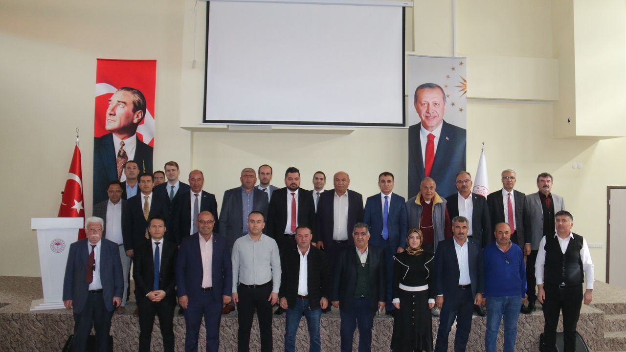 Kır­şe­hir Tarım ve Hay­van­cı­lık Sek­tör Top­lan­tı­sı Ya­pıl­dı
