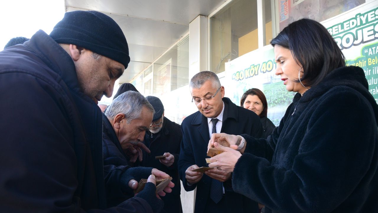 Kırşehir Belediyesi’nden ücretsiz ata tohumu