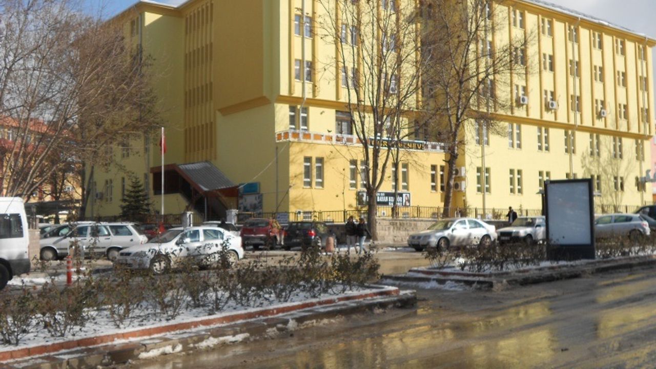 Kırşehir'de emekli öğretmen ölü bulundu
