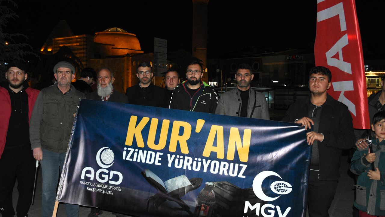 İsveç'te Kur'an-ı Kerim'in yakılması Kırşehir'de protesto edildi