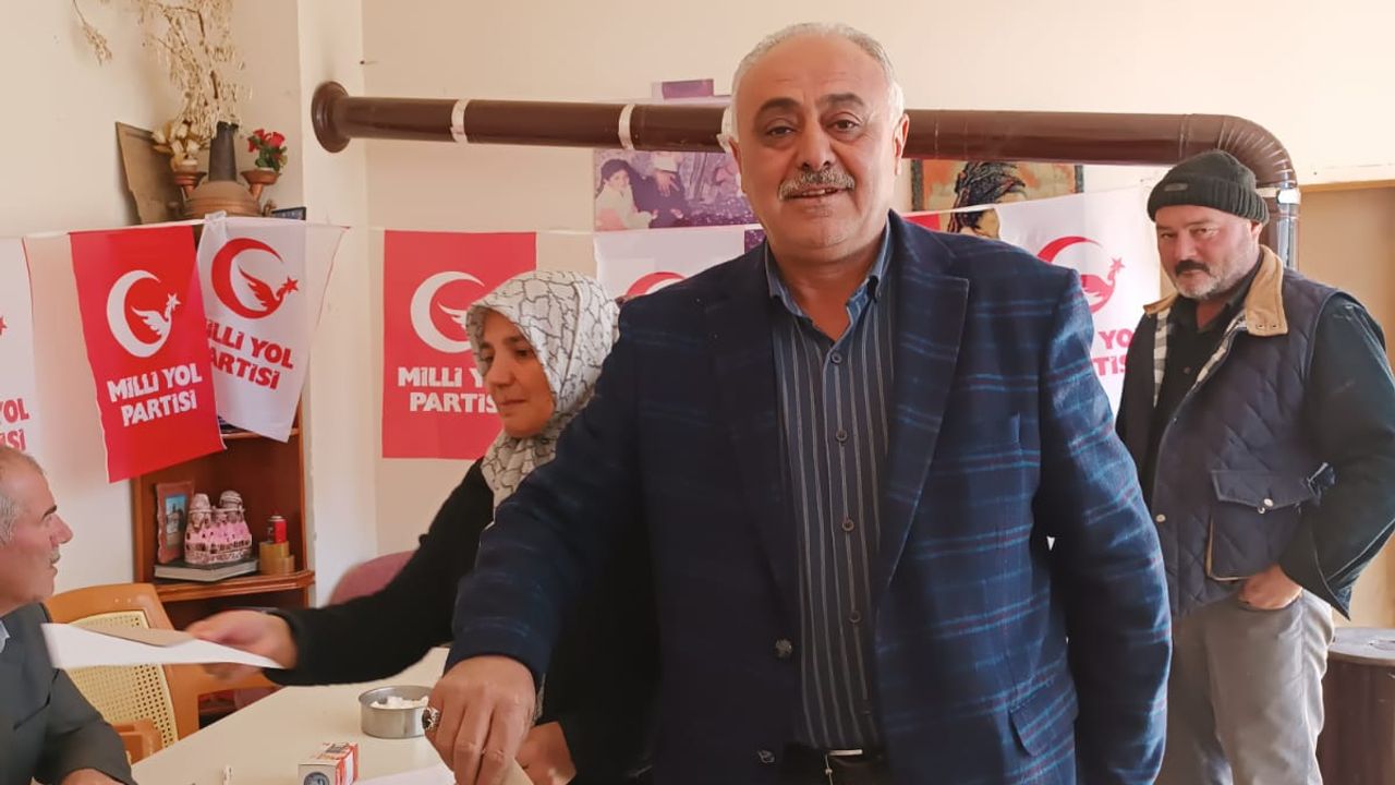 Adnan Aydın, Milli Yol Partisi Çiçekdağı Başkanı oldu