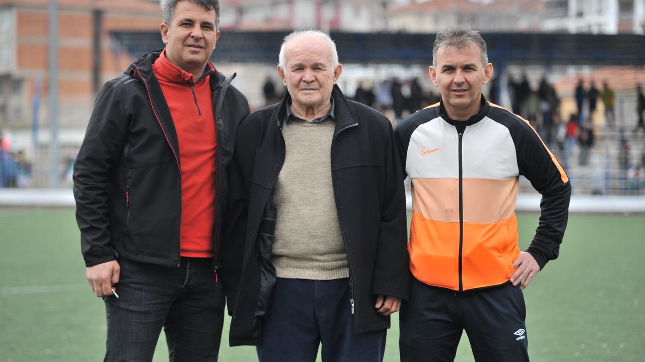 Kırşehirspor’un efsane futbolcusu Turan Koçak, yıllar sonra sahalarda…