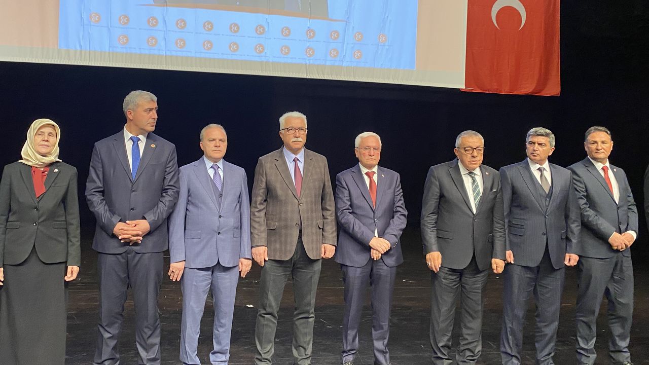 MHP'nin Kırşehir milletvekili aday adayları tanıtıldı