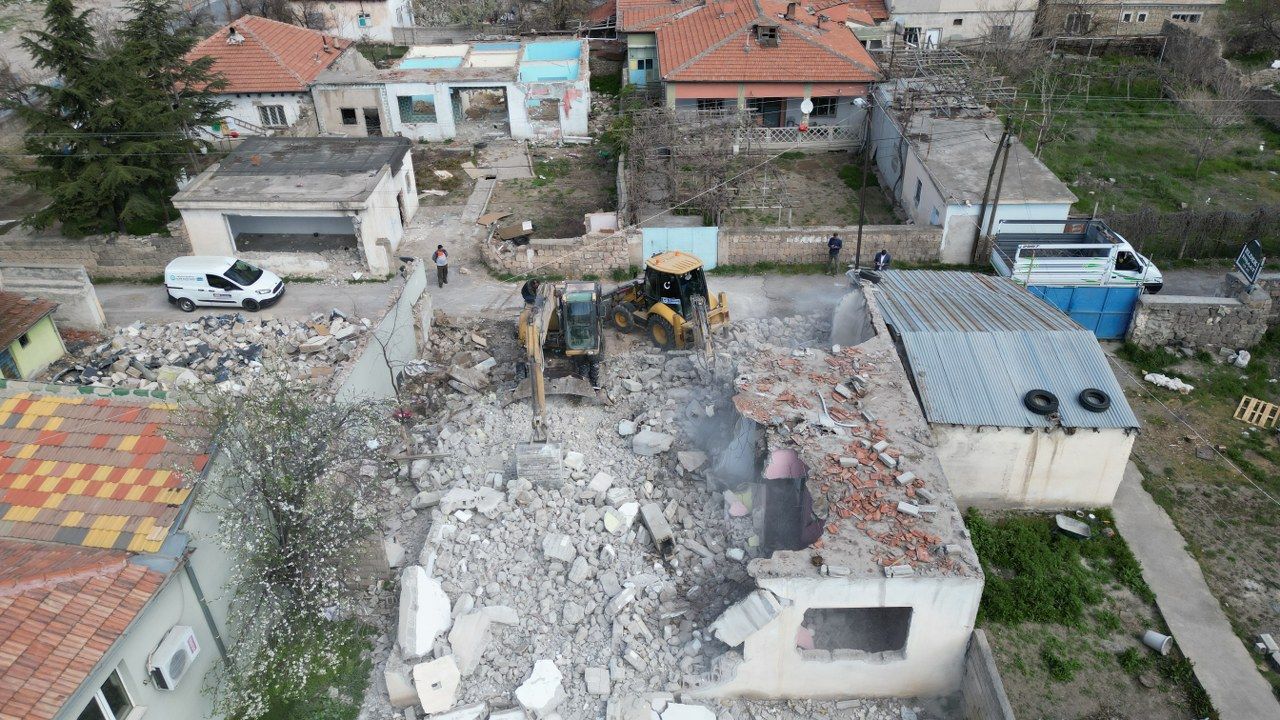 Kayseri'de kentsel dönüşüm kapsamında 2. etap yıkımları başladı