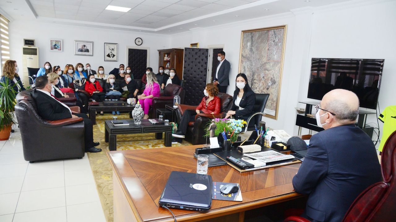 Kadın Girişimciler, Başkan Ekicioğlu’nu ziyaret etti