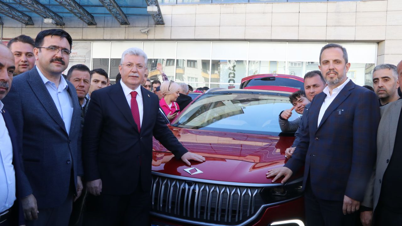 Türkiye'nin yerli otomobili Togg, Çankırı'da tanıtıldı