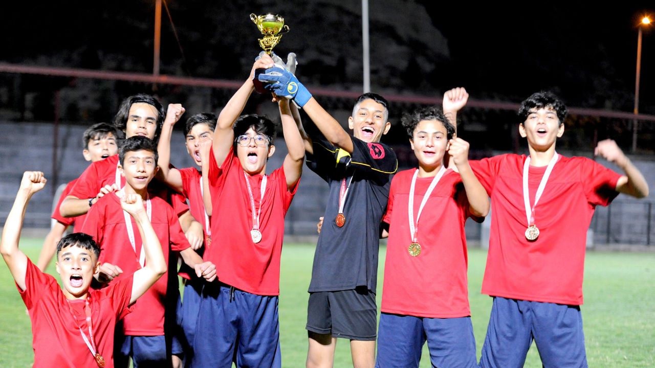 40 Şehirgücüspor, Ürgüp  Cup’ta da kupayla döndü