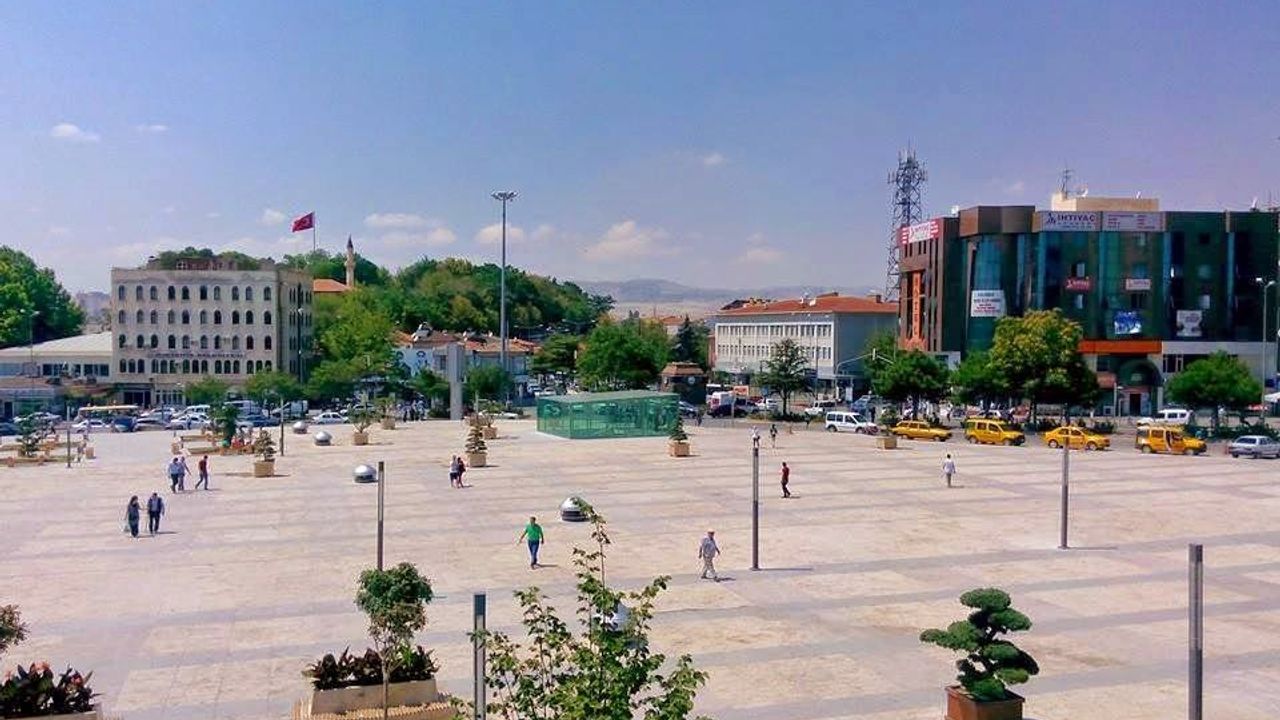 Kırşehir'de gezilecek yerler nereler? Kırşehir'in yöresel yemekleri nelerdir? Kırşehir'in tarihi nedir?