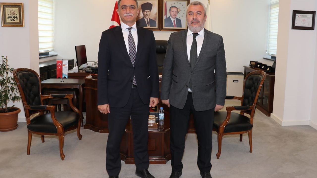 Rektör Karahocagil ÖSYM Başkanı Bayram Ali Ersoy’u ziyaret etti