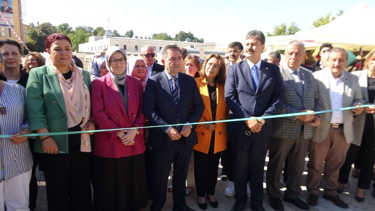 81 İl Kadın Kooperatifleri Fuarı  açılışı Kırşehir’de gerçekleşti