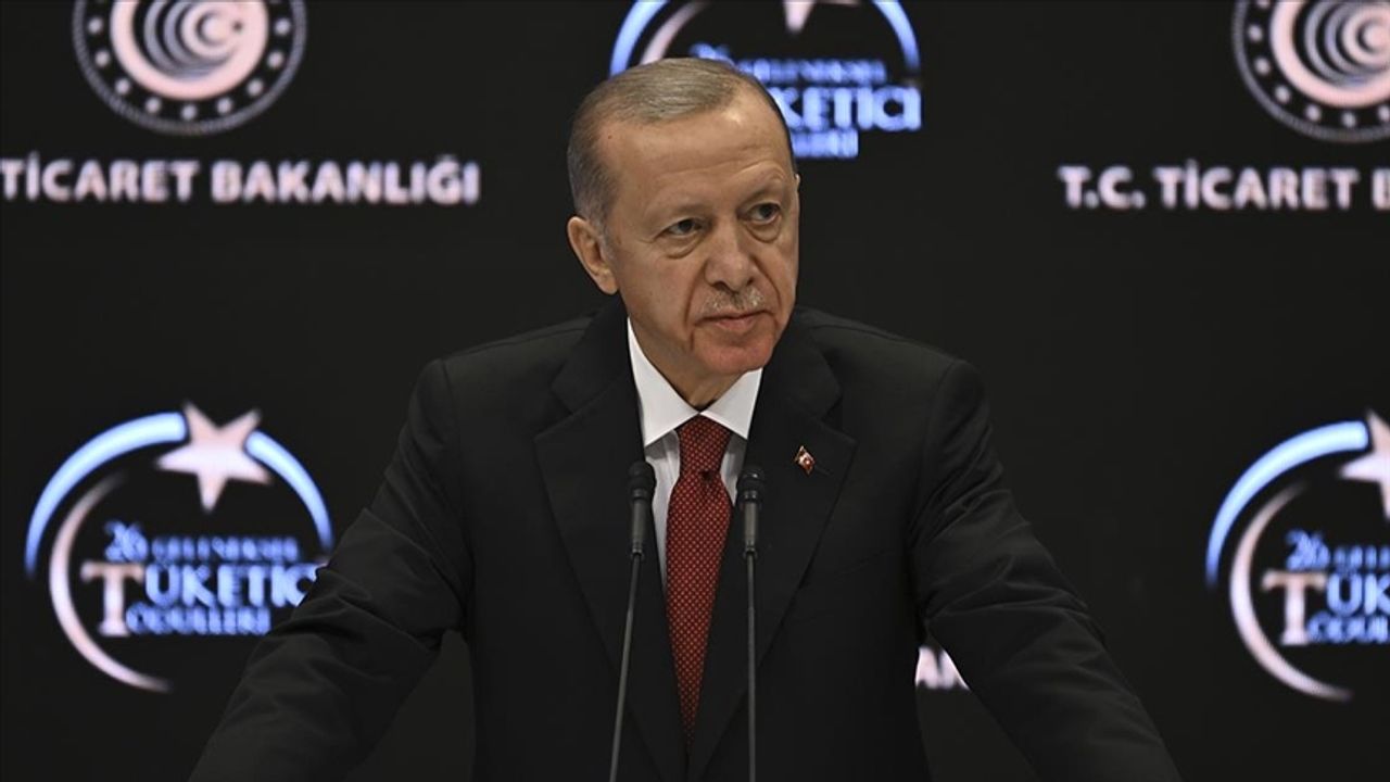 Cumhurbaşkanı Erdoğan: Fırsatçılık peşinde koşanlara kesinlikle nefes aldırmayacağız