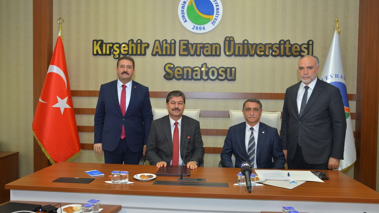 Kırşehir Ahi Evran Üniversitesi ile  İŞKUR Arasında “Mesleki Eğitim  İşbirliği” Protokolü İmzalandı…