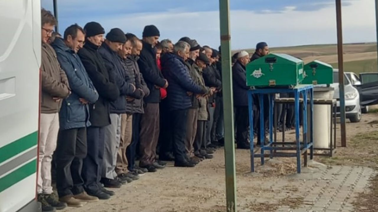 Kazada ölen Muhammet'in cenazesi köyünde toprağa verildi
