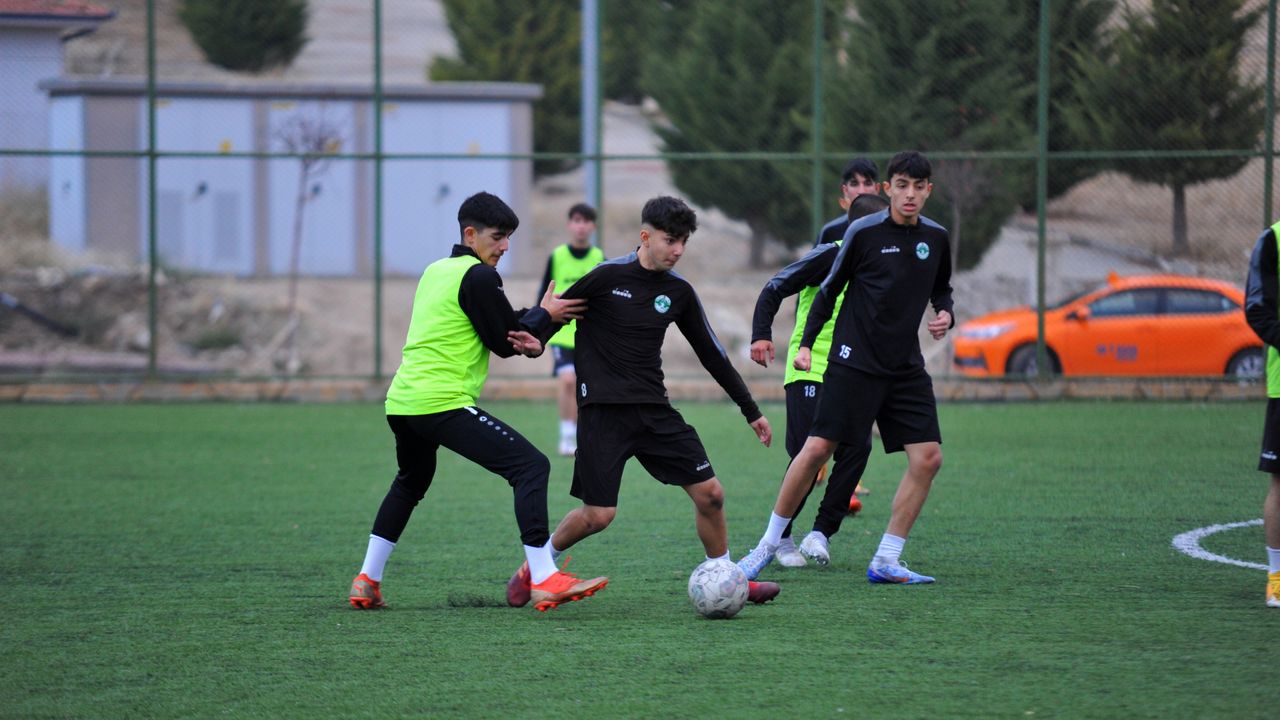 Kırşehirspor gençleri,  Karaman’a hazırlanıyor