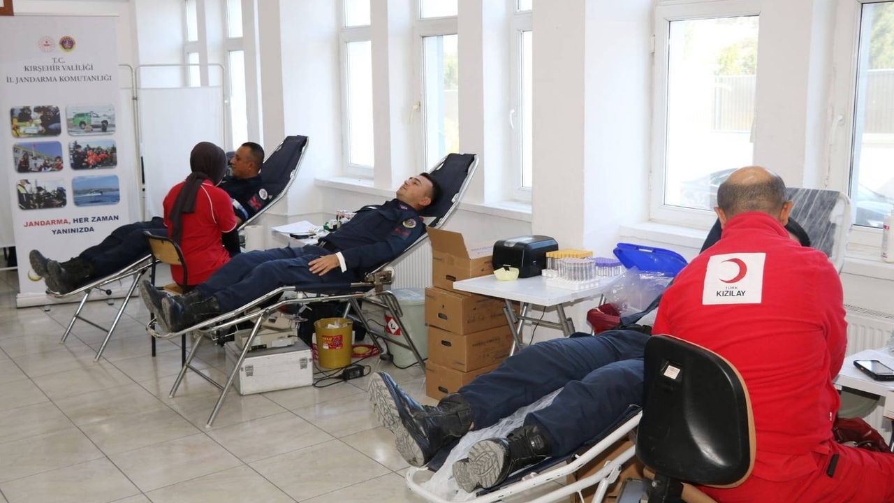 Jandarma’dan kan bağış kampanyası
