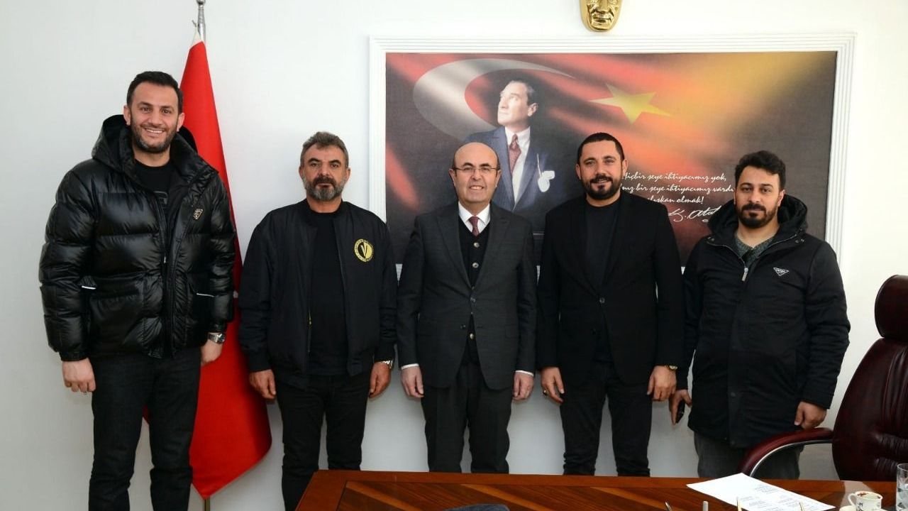Belediye Başkanı Ekicioğlu, Vanspor yönetimini ağırladı