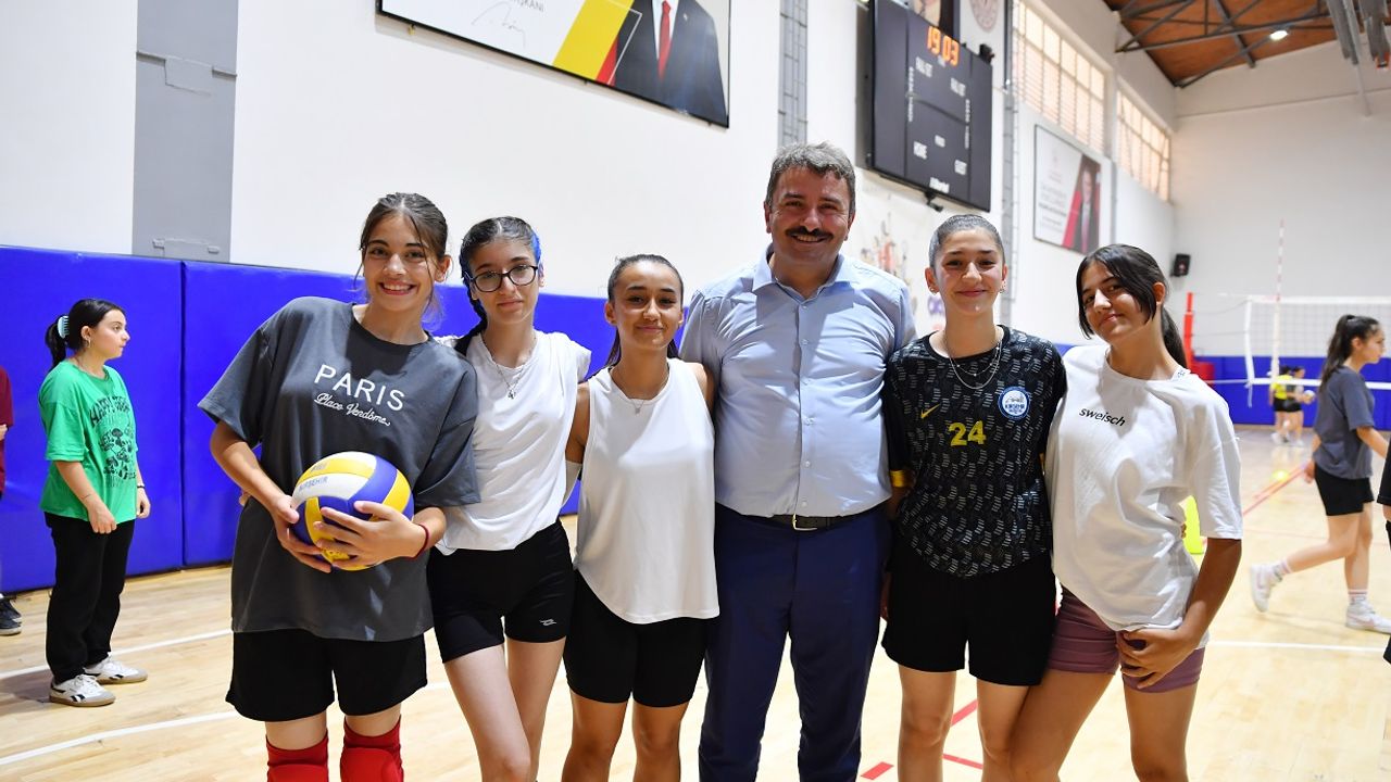 Spor İl Müdürü Çakmakçı, çalışmaları yakından takip ediyor