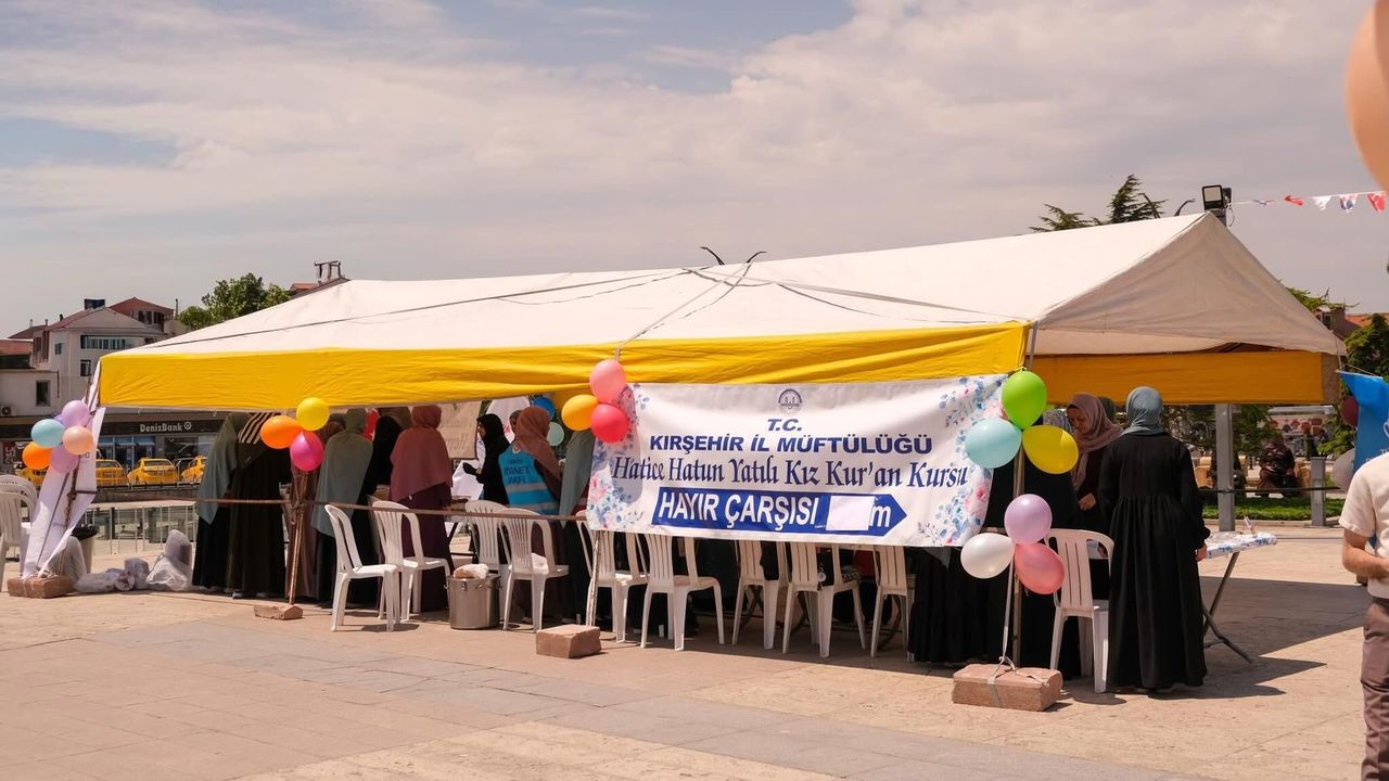 Kırşehir'de Gönüllüler El Emeğini Paylaştı