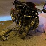 Motosiklet Otomobile Çarptı, Sürücü Hastaneye Kaldırıldı