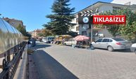 Kırşehir’de seyyar satıcılar trafiği tehlikeye atıyor