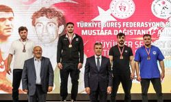 KAEÜ öğrencileri Serbest Güreş Türkiye  Şampiyonasından derecelerle döndüler