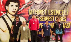  15 Yaş Altı Serbest Güreş Türkiye Şampiyonası sona erdi