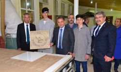 Vali Buhara’dan Mesleki ve  Teknik Anadolu Lisesine ziyaret