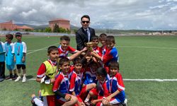 Mucur'da İlkokullar arası futbol turnuvası düzenlendi