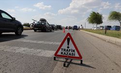 Kırıkkale'de tırla çarpışan otomobildeki 2 kişi yaralandı