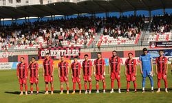 Vanspor, liderliğini sürdürüyor