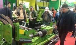 Kırşehir'de üreticiler, tarım fuarında yeni ekipmanları inceledi