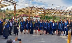 Simya Koleji’nde mezuniyet sevinci