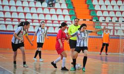 Liselerarası kız futsalda heyecan başlıyor