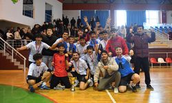 Futsal Genç erkeklerde şampiyon Mucur Şehit Ramazan Karaca oldu