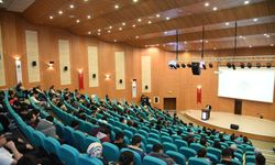 KAEÜ’de Türkçenin Derinliği Zenginliği ve İnceliği Hakkında Konferans Verildi