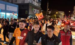 Kırşehir'de Galatasaray taraftarı şampiyonluğu kutladı