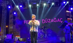 Cacabey Meydanı'nda Feridun Düzağaç Rüzgârı