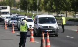 Trafik kurallarını hiçe saydılar canları tehlikeye attılar