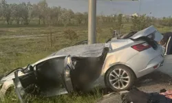 Otomobil takla attı 2 can yaşamını yitirdi