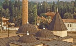 Anadolu Ahiliğinin Manevi Merkezi: Ahi Evran Zaviyesi ve Camii