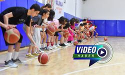 KIRŞEHİRLİ GENÇLER BASKETBOL ÖĞRENİYOR