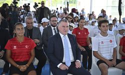 Bakan Bak: “Türkiye'de bir spor tesisi devrimi yaşanmaktadır”