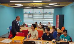 Gençler, teknolojiyle bir araya geliyor