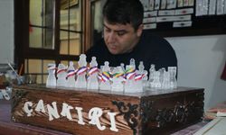 Zanaatkar sanatçı Akduman tuzdan satranç takımı yaptı