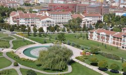 Anadolu Üniversitesi kariyerine yön vermek isteyenlere ikinci üniversite fırsatı sunuyor