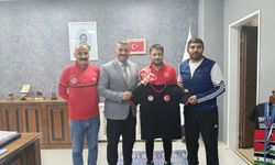 Avrupa Şampiyonu Yunus Emre Akyüz’den anlamlı ziyaret