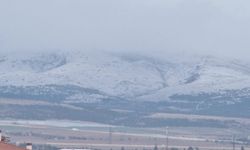 Kırşehir Dağlarına Mevsimin İlk Karı Düştü, Ayazı Şehri Sardı
