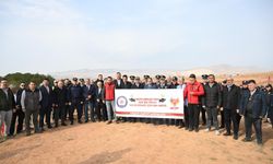 Kırşehir’de Fidanlar Şehitler İçin Toprakla Buluştu