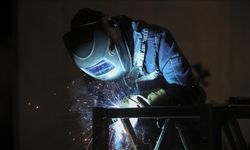 Sanayide Düşüş, Toplamda Yükseliş