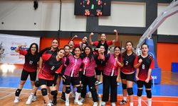 Yunus Emre Ortaokulu A Grubu’na galibiyetle başladı: 3-0